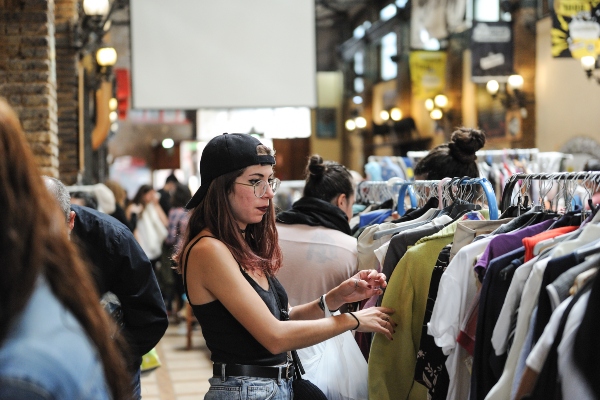 Mercadillo 1 euro Barcelona, descubre y ahorra