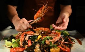 Dónde comer mariscos baratos en Barcelona