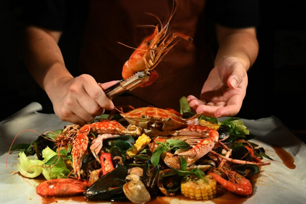Dónde comer mariscos baratos en Barcelona